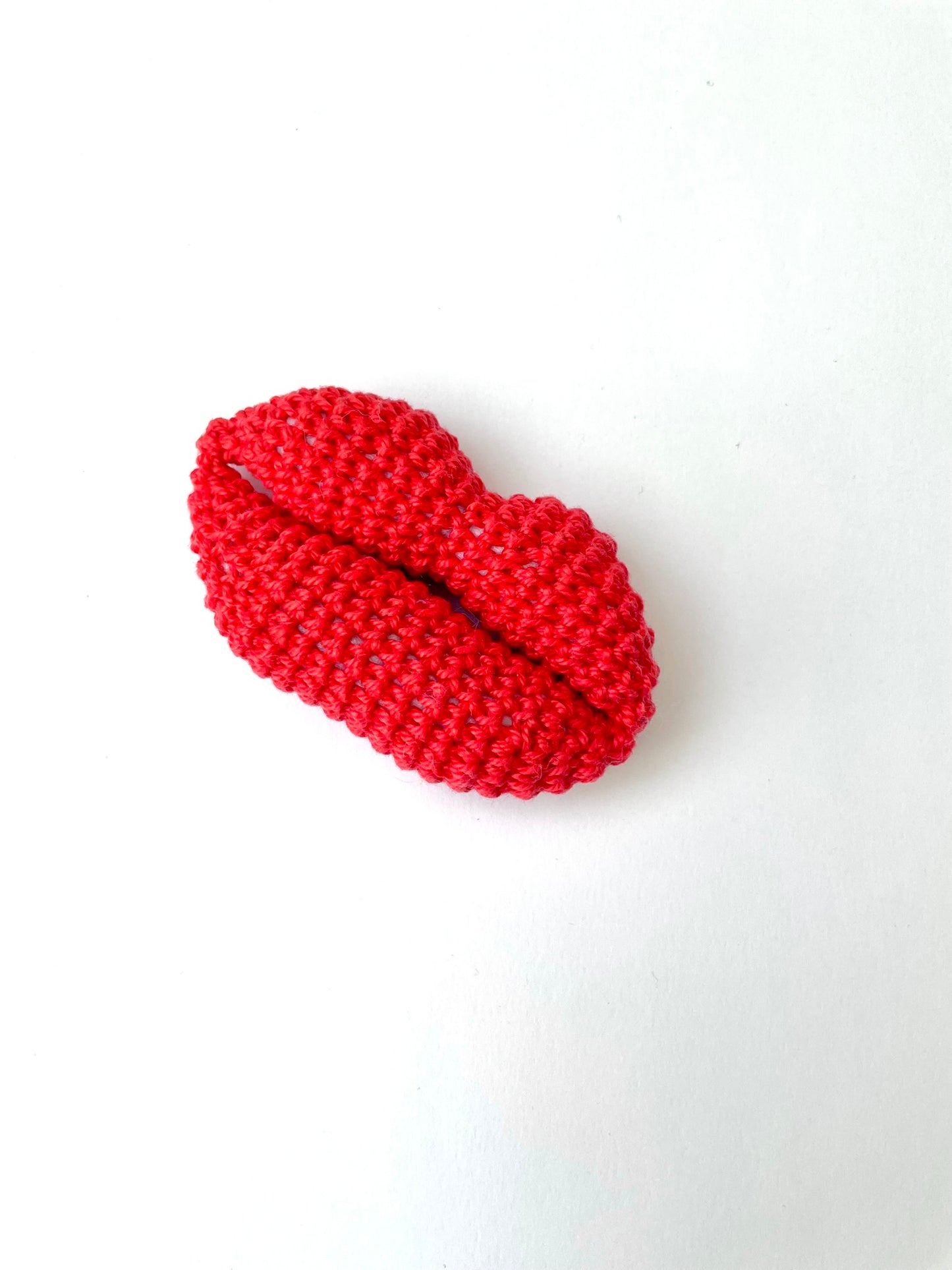 kiss me under the mistletoe